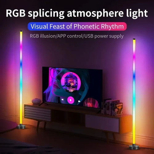 Lampadaire d'ambiance RGB diffusant une colonne de lumière